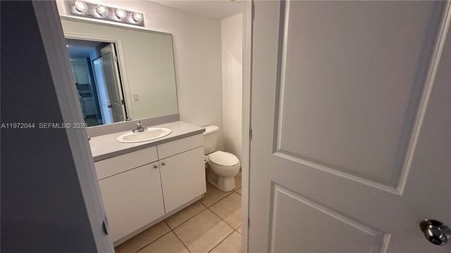 1250 S Miami Ave 1012, Miami, FL 33130