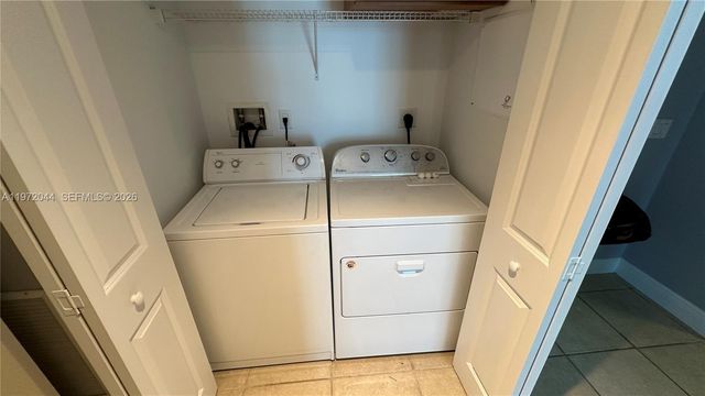 1250 S Miami Ave 1012, Miami, FL 33130