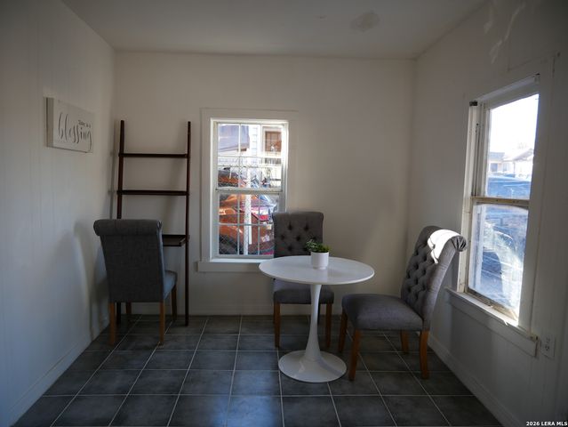 1820 Ruiz, San Antonio, TX 78207