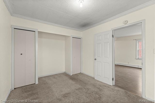 23020 Albion Avenue, Farmington, MI 48336