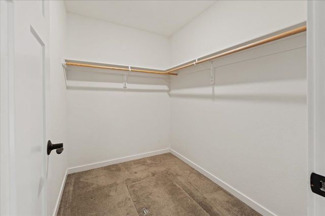 615 W 4TH AVENUE, North Pole, AK 99705