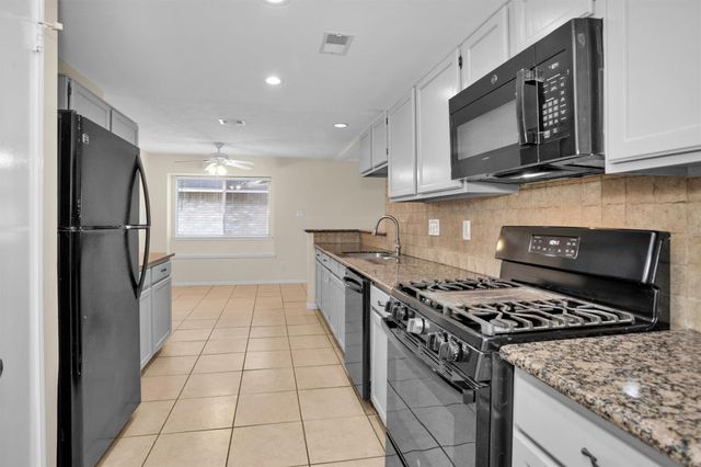 6907 Brockington Drive, Katy, TX 77494