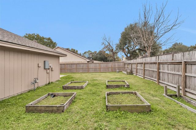 6907 Brockington Drive, Katy, TX 77494