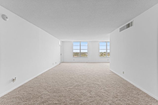 2851 S Ocean Boulevard F-6, Boca Raton, FL 33432