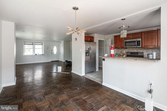 7436 DREXEL RD, Philadelphia, PA 19151