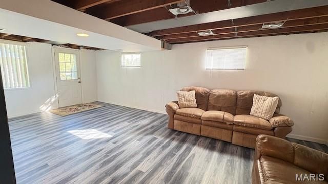 4312 Norcrest, St Louis, MO 63129