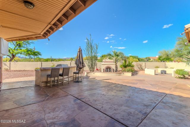 1738 W Lost Moon Court, Tucson, AZ 85737