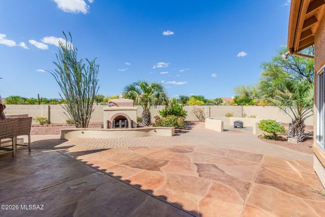 1738 W Lost Moon Court, Tucson, AZ 85737