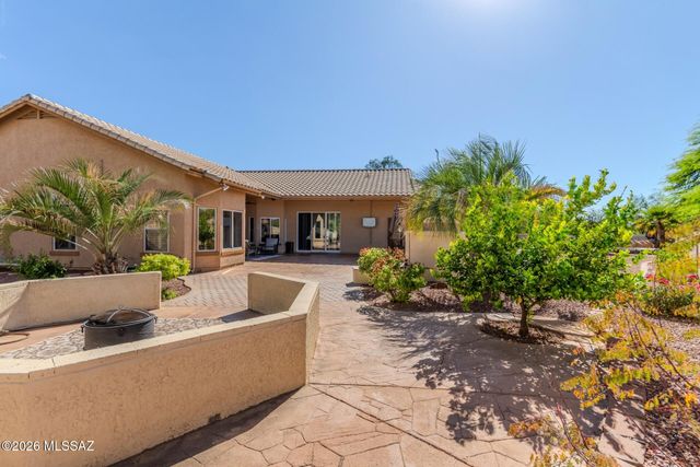 1738 W Lost Moon Court, Tucson, AZ 85737