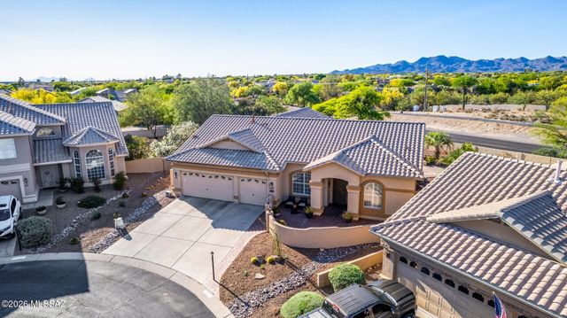 1738 W Lost Moon Court, Tucson, AZ 85737