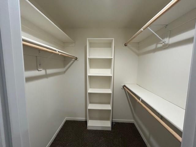 21801 Southcreek Road, Peculiar, MO 64078