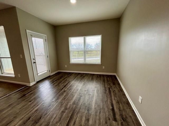 21801 Southcreek Road, Peculiar, MO 64078