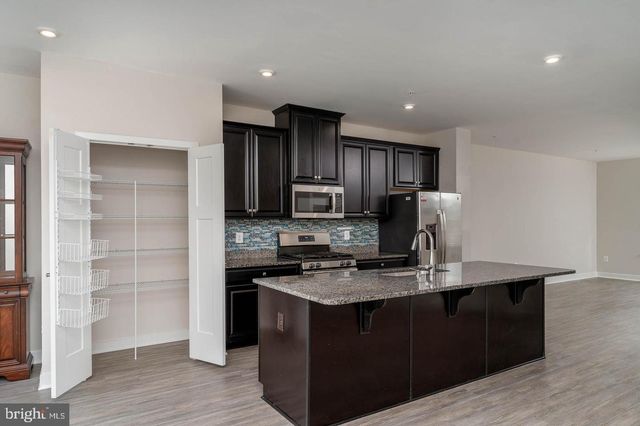 6021 ETTERBEEK ST, Ijamsville, MD 21754