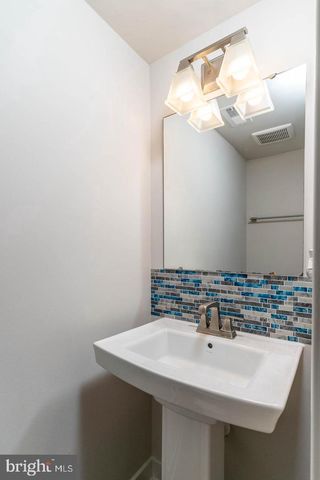 6021 ETTERBEEK ST, Ijamsville, MD 21754
