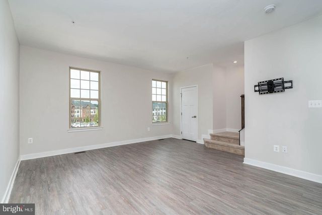 6021 ETTERBEEK ST, Ijamsville, MD 21754