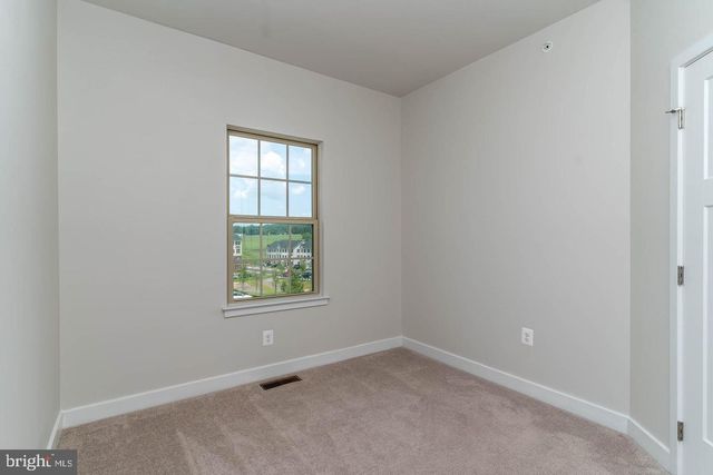 6021 ETTERBEEK ST, Ijamsville, MD 21754