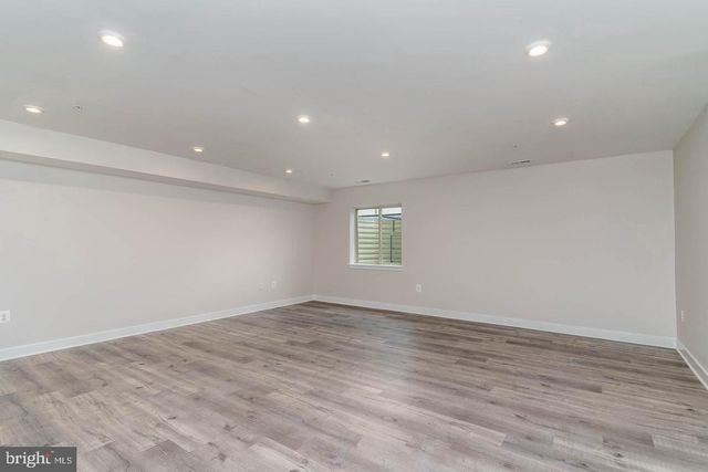 6021 ETTERBEEK ST, Ijamsville, MD 21754