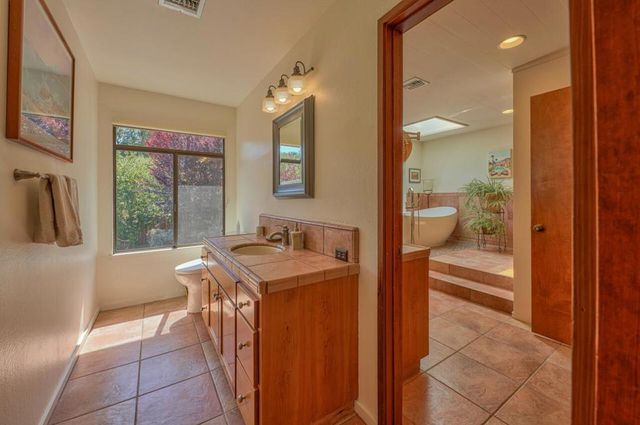 13045 Paseo Barranco, Salinas, CA 93908