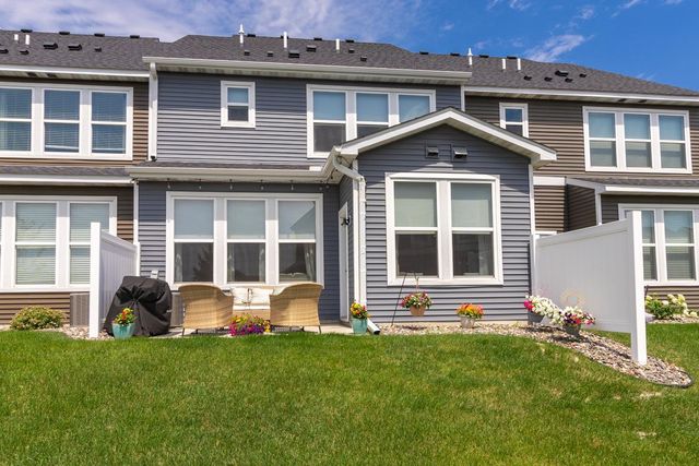 9607 4th Street N, Lake Elmo, MN 55042