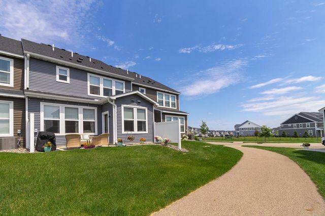 9607 4th Street N, Lake Elmo, MN 55042