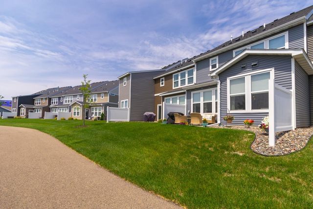 9607 4th Street N, Lake Elmo, MN 55042