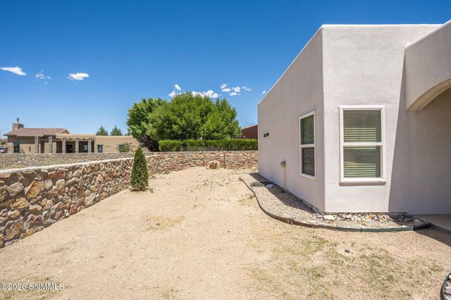 4051 Bella Sierra Drive, Las Cruces, NM 88011