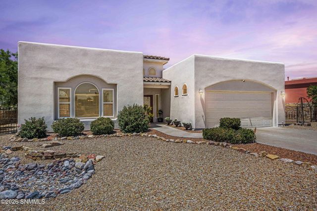 4051 Bella Sierra Drive, Las Cruces, NM 88011