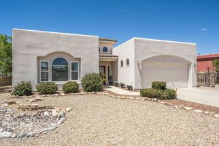 4051 Bella Sierra Drive, Las Cruces, NM 88011