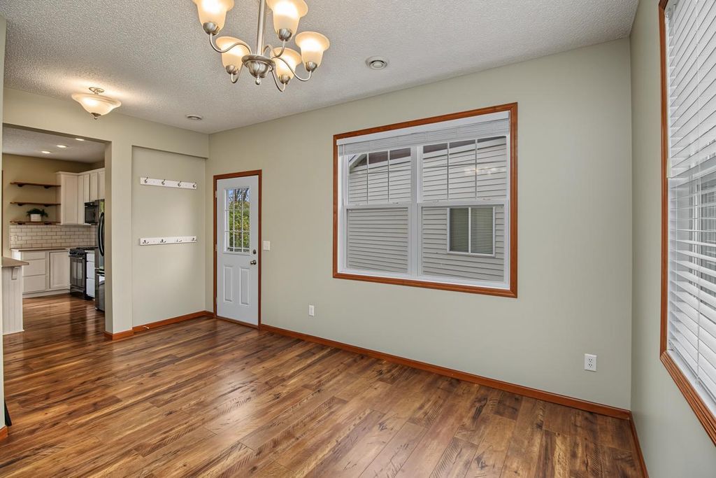 560 Ravencroft Road, Waconia, MN 55387 — photo 5