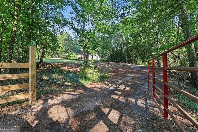 462 Wall Bridge Road, Clarkesville, GA 30523