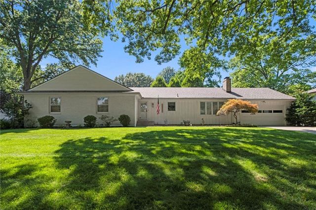 6400 Reeds Drive