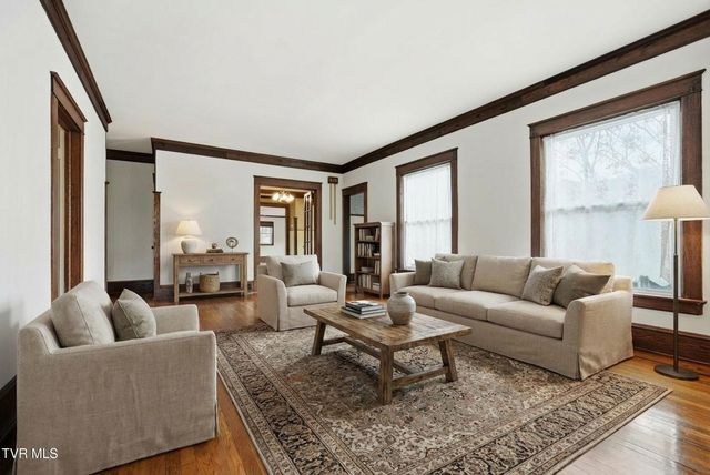 113 West 2nd Street, Big Stone Gap, VA 24219