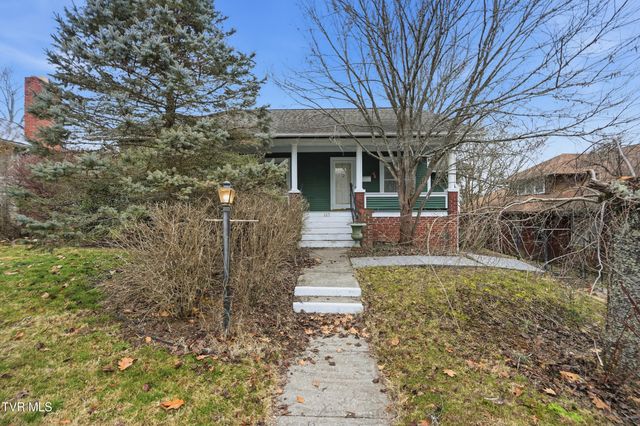 113 West 2nd Street, Big Stone Gap, VA 24219