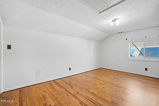 113 West 2nd Street, Big Stone Gap, VA 24219