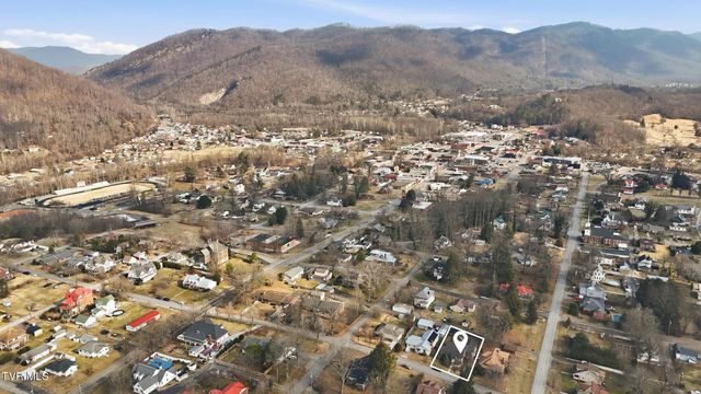 113 West 2nd Street, Big Stone Gap, VA 24219