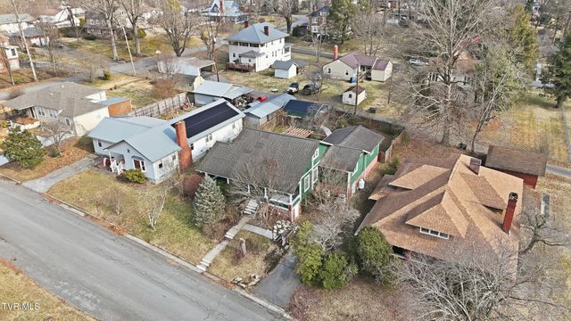 113 West 2nd Street, Big Stone Gap, VA 24219