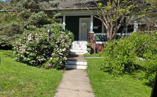 113 West 2nd Street, Big Stone Gap, VA 24219