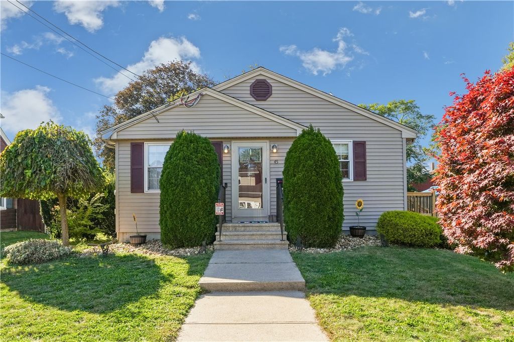 45 Providence Avenue, East Providence, RI 02915