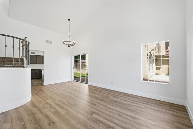 364 E Marwood Lane, Fresno, CA 93720