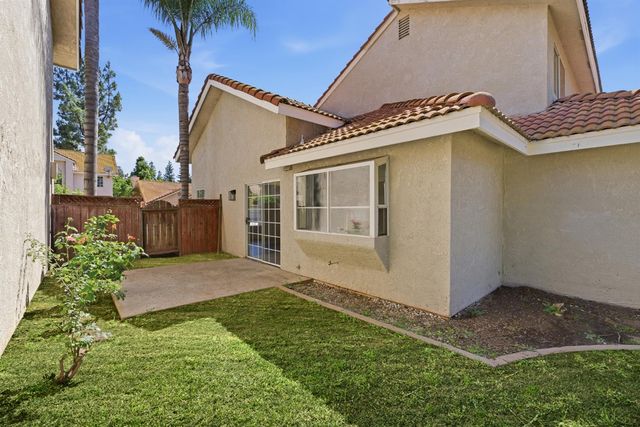 364 E Marwood Lane, Fresno, CA 93720