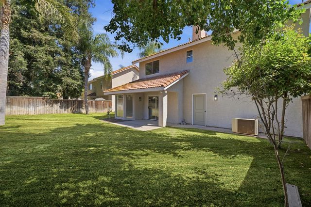 364 E Marwood Lane, Fresno, CA 93720