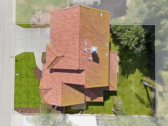 364 E Marwood Lane, Fresno, CA 93720