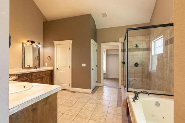 1277 Hayden Court E, Springfield, MO 65804