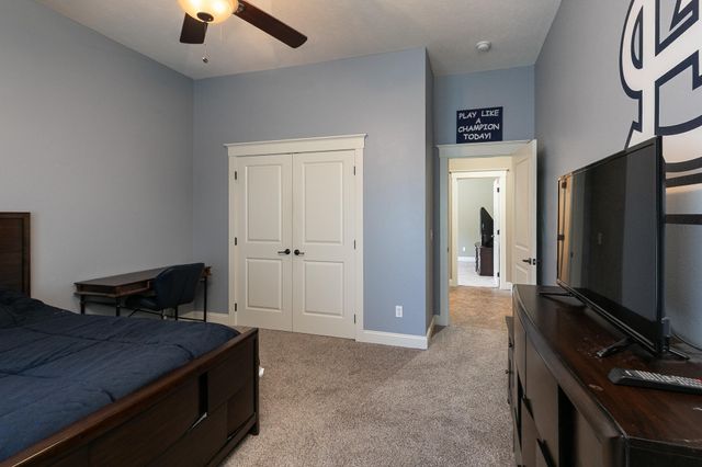 1277 Hayden Court E, Springfield, MO 65804