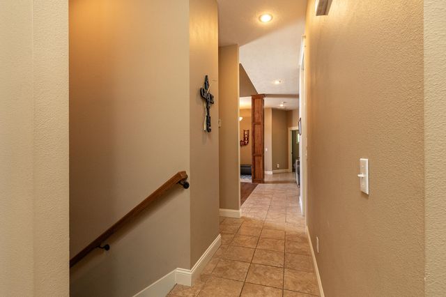 1277 Hayden Court E, Springfield, MO 65804