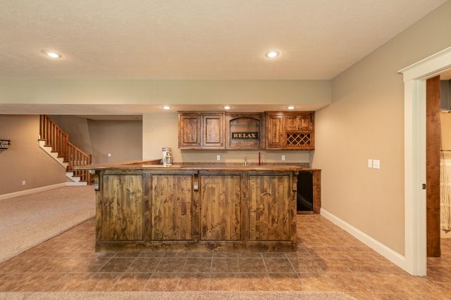 1277 Hayden Court E, Springfield, MO 65804