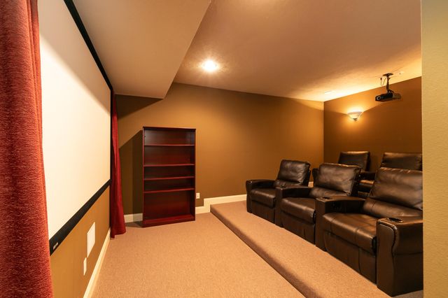 1277 Hayden Court E, Springfield, MO 65804
