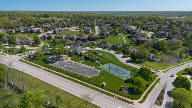 1277 Hayden Court E, Springfield, MO 65804