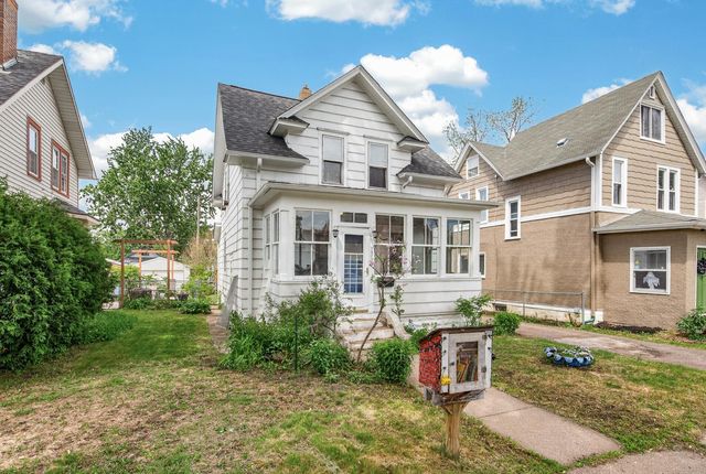 1363 Thomas Avenue, Saint Paul, MN 55104