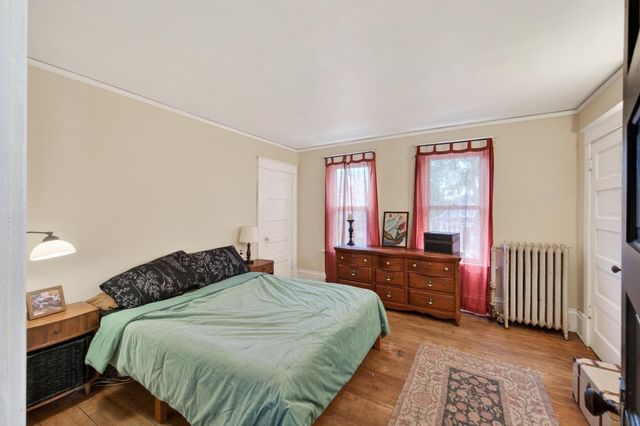 1363 Thomas Avenue, Saint Paul, MN 55104